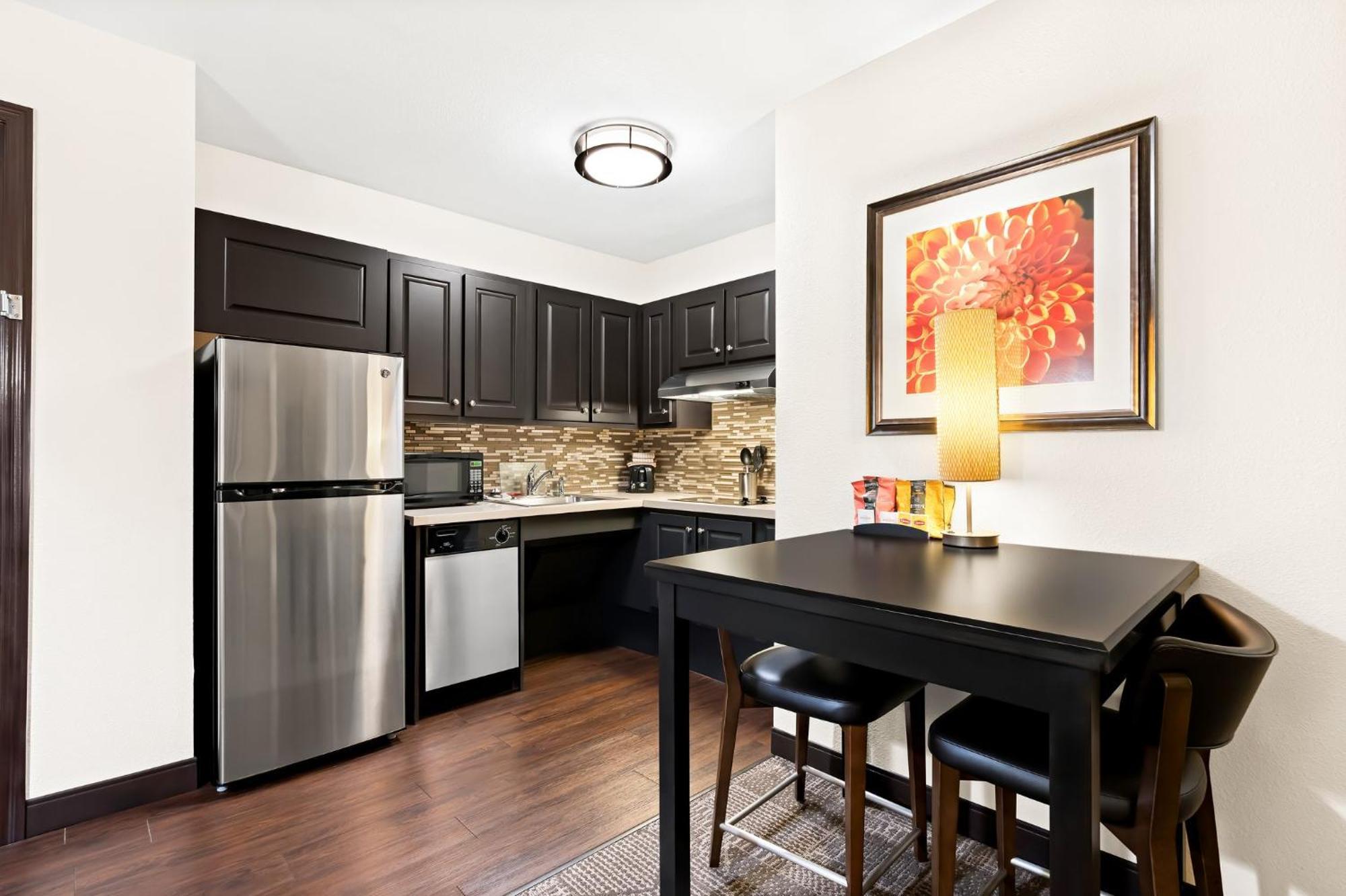 Staybridge Suites - Cincinnati North By Ihg Уэст-Честер Экстерьер фото