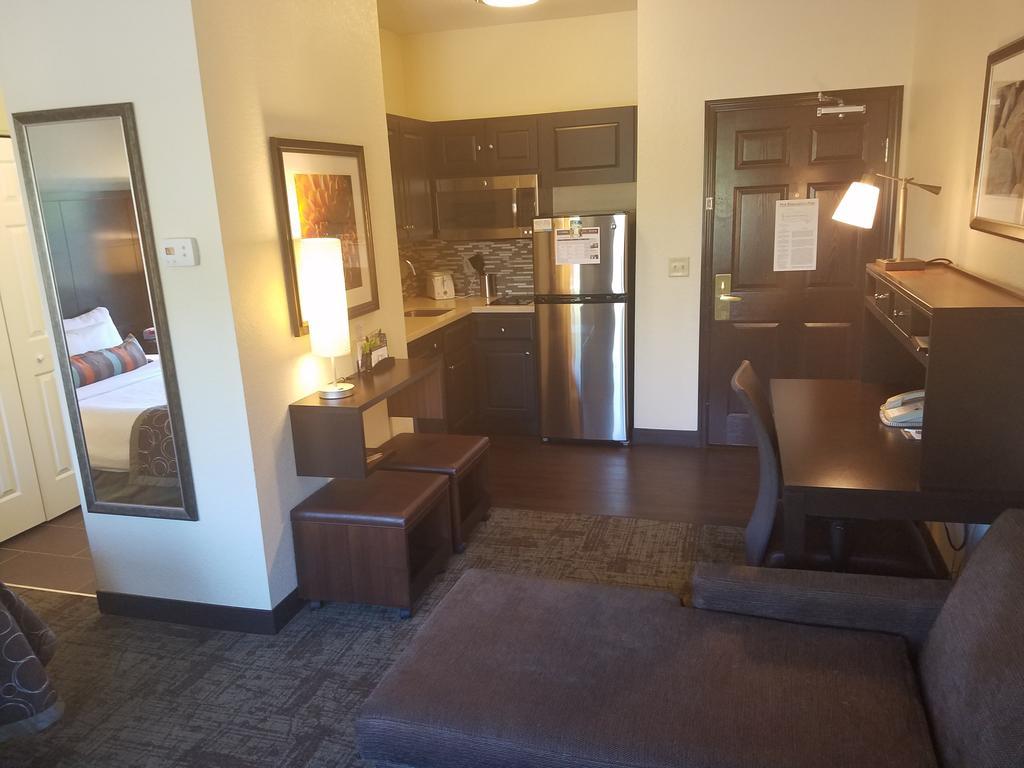 Staybridge Suites - Cincinnati North By Ihg Уэст-Честер Экстерьер фото